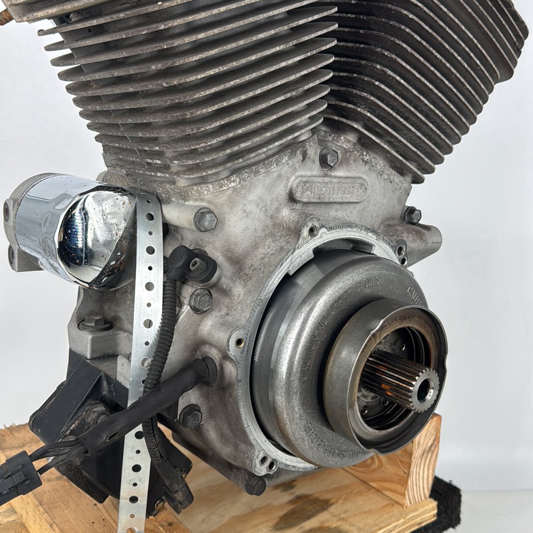 1999 - 2006 Harley-Davidson Dyna Super Glide EFI Twin Cam 88 Engine Motor  	19256-06