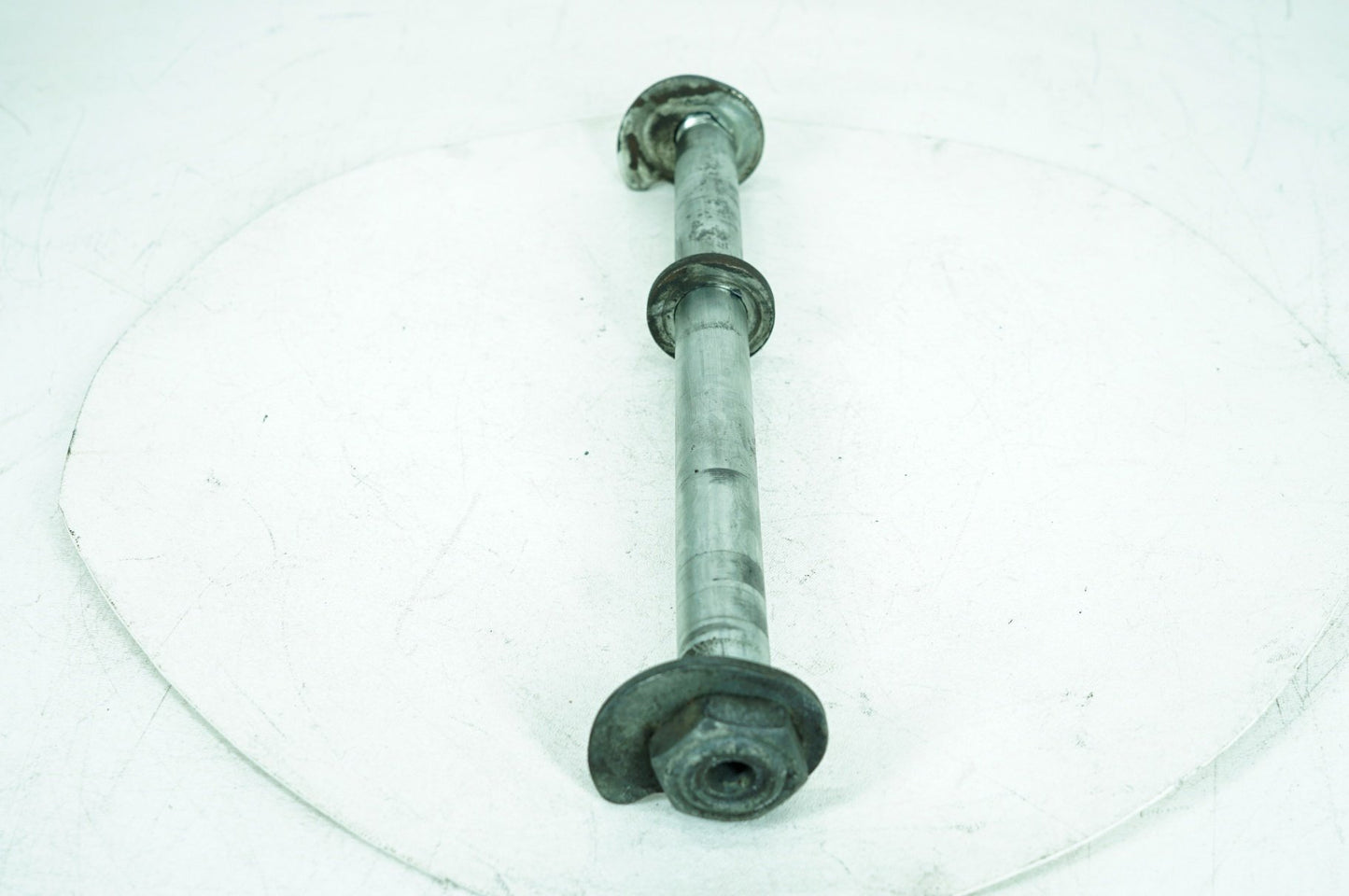 2017 - 2025 Harley-Davidson Touring Electra Glide Ultra Rear Wheel Axle Bolt Shaft 43000002