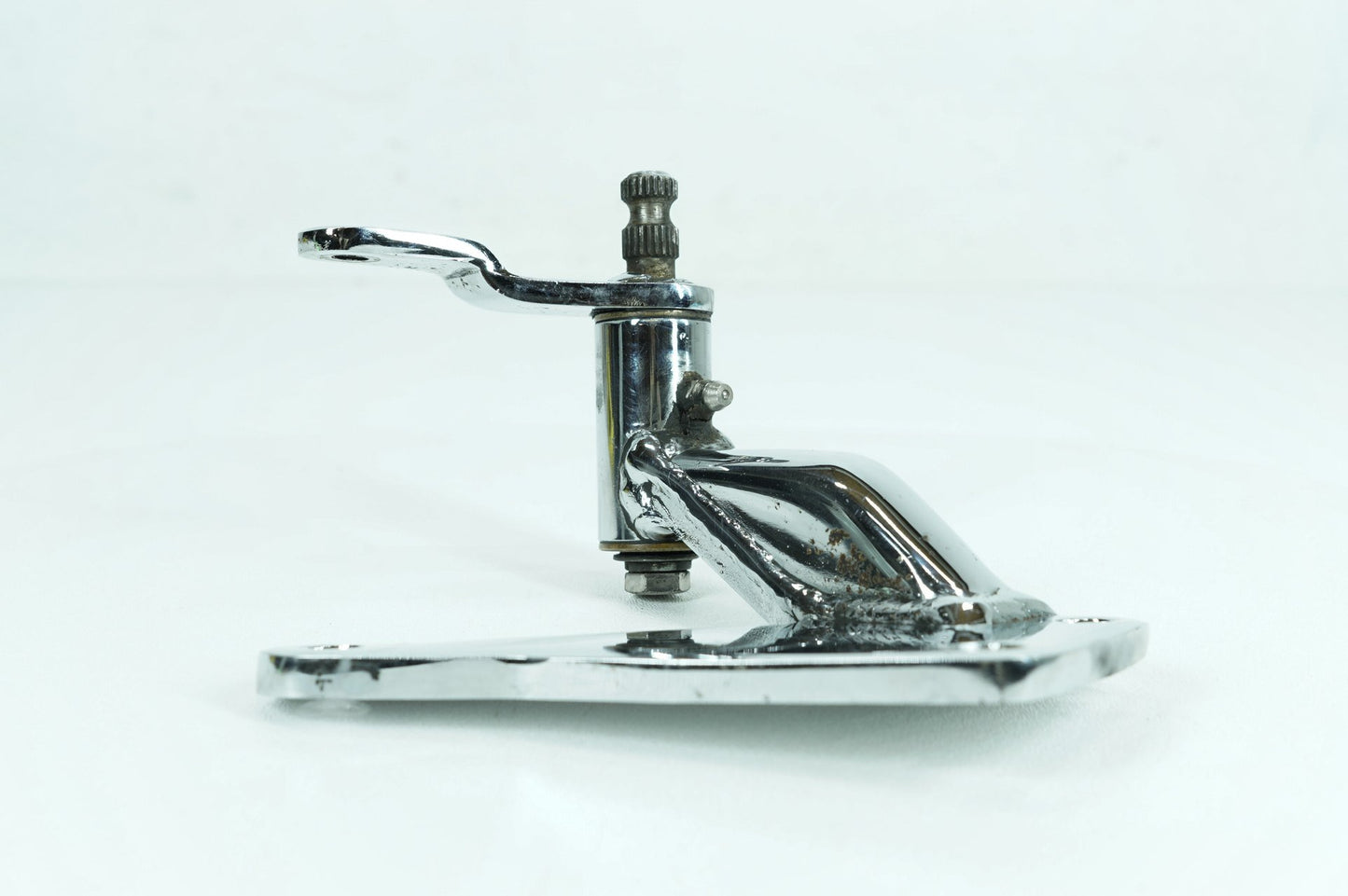 1984 - 1990 Harley-Davidson Sportster Evolution Mount Bracket Support Holder Chrome