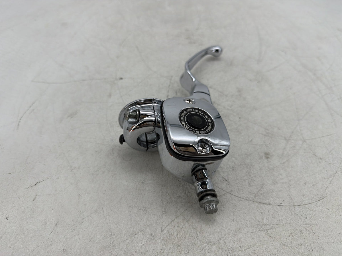 2004 Harley Electra Glide CVO Eagle Front Left Hand Clutch Lever Master Cylinder