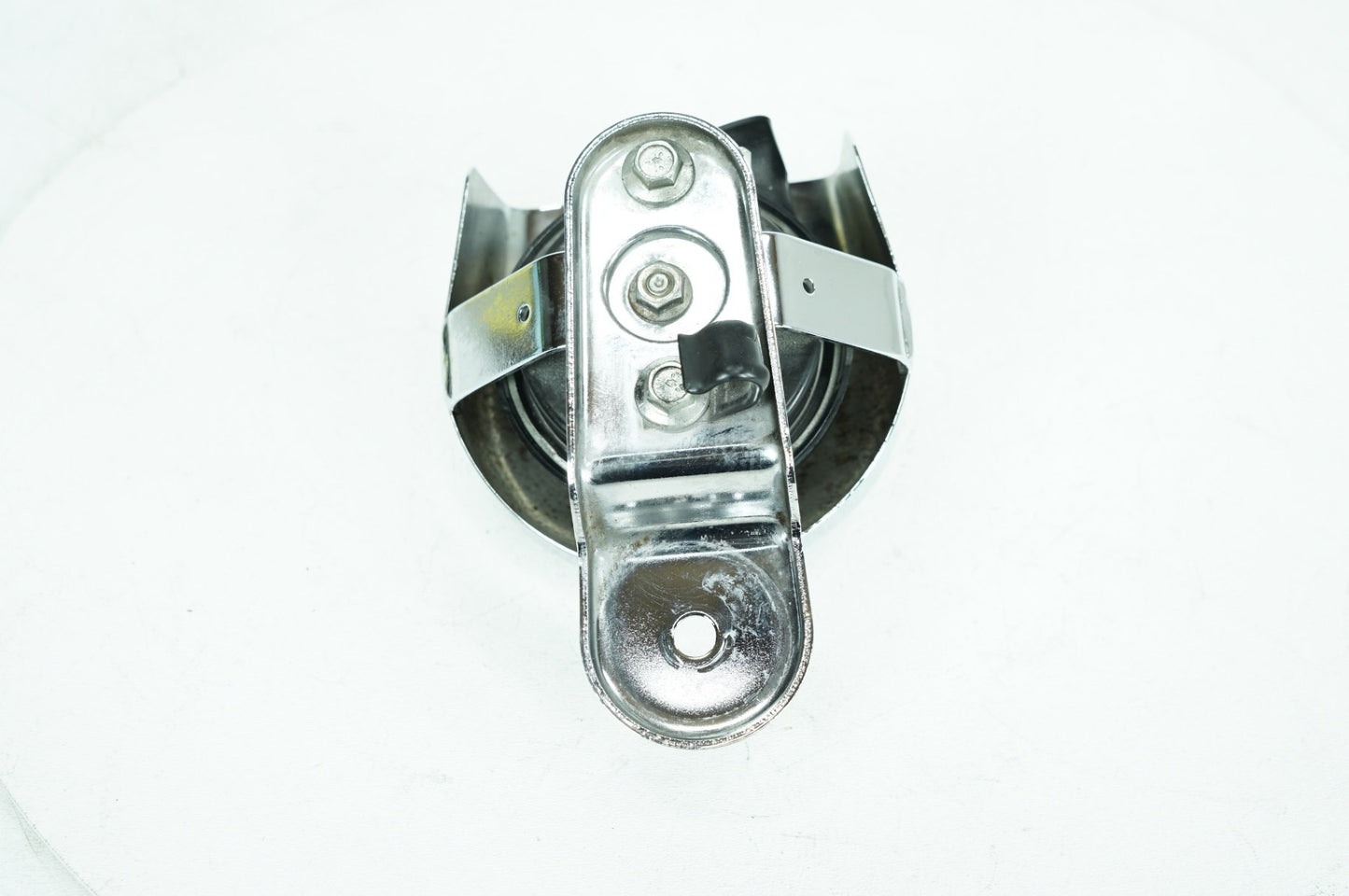2007 - 2012 Harley-Davidson Softail Custom Horn Signal Klaxon Chrome Cover 69012-93A