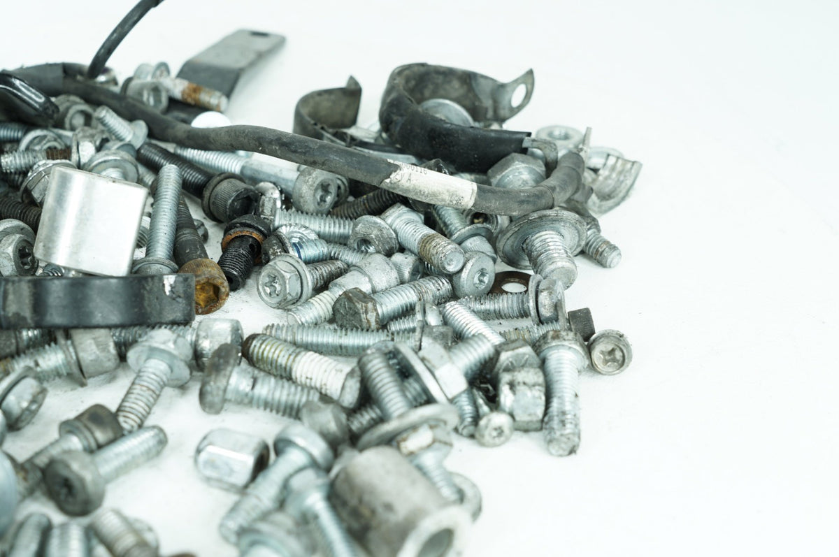 2019 Harley-Davidson Touring FLHX - Hardware Bolts Nuts & Brackets