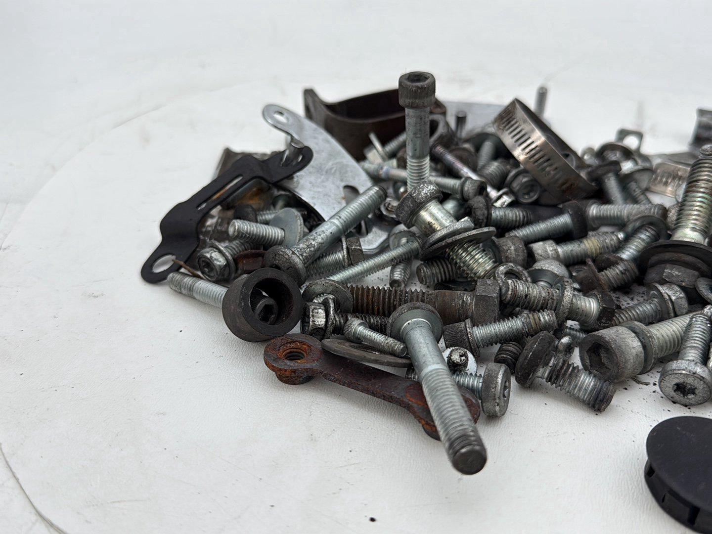 2014 Harley Street Glide Touring FLHXS OEM Hardware Bolts Nuts & Brackets