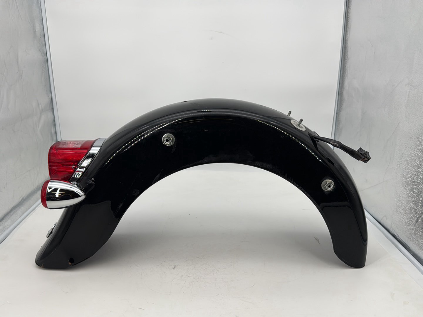 1999 - 2006 Harley-Davidson Touring Road King Custom Rear Wheel Fender & Turn Signals Bar 58702-02B