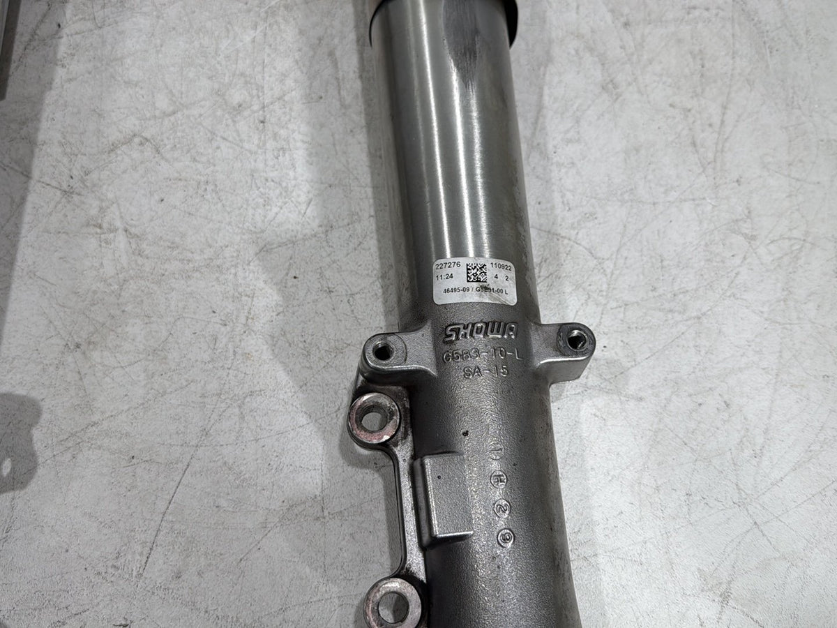 2011 Harley Street Glide Touring FLHX OEM Front Triple Tree Set & LH RH Fork Legs Sliders