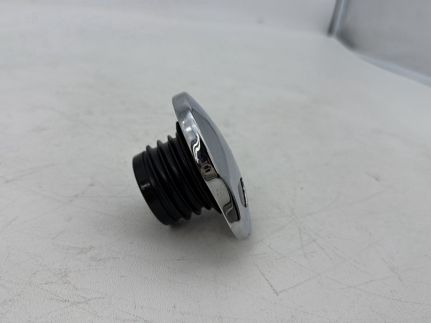 1999 - 2006 Harley-Davidson Touring Road King Police Fuel Gas Tank Cap Bushing Hub 61272-92C