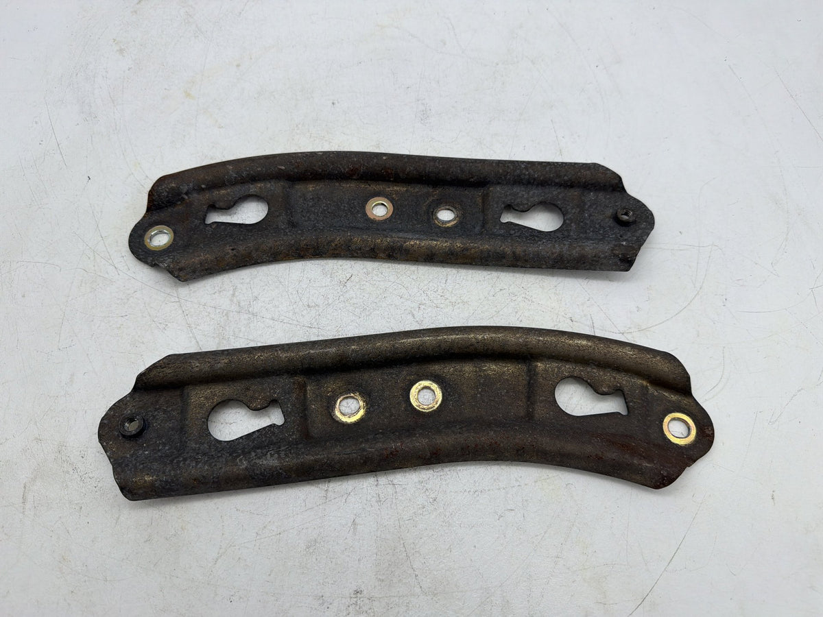 2001 Harley Softail Deuce OEM Rear Left & Right Fender Support Bracket 56627-00