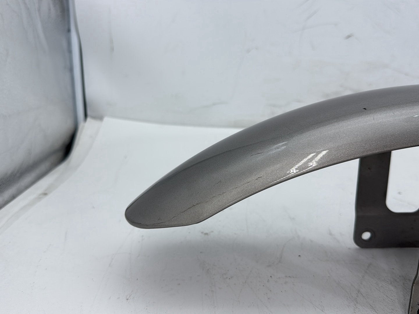 2009 Harley Sportster 883 Low XL883L OEM Front Wheel Fender Shell Panel