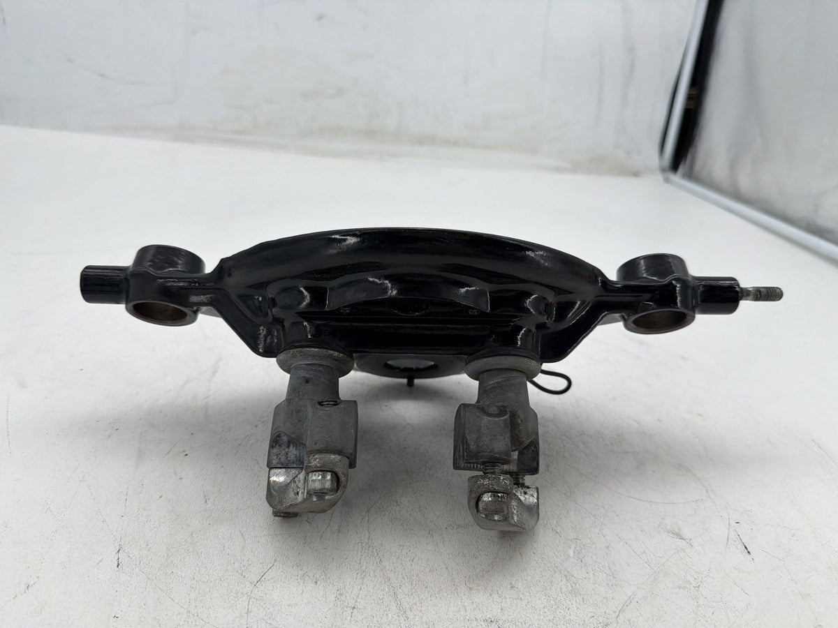2006 Harley Road King Touring Custom OEM Front Fork Upper Triple Tree Clamps