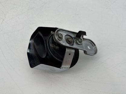 1999 - 2006 Harley-Davidson Touring Electra Glide Classic Horn Signal Klaxon Chrome Cover 69012-93A