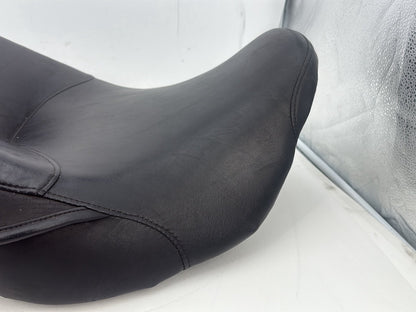 2005 Harley Touring FLHRCI Road King Classic OEM Passenger Rider Driver Seat Saddle