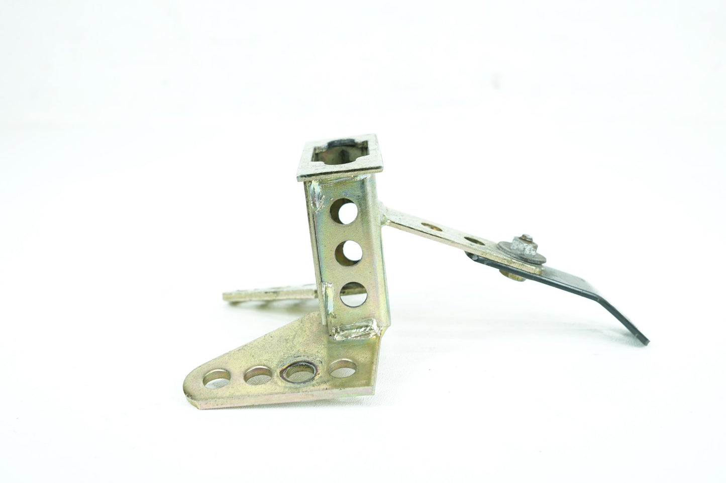 2005 Harley Touring FLHT Electra Glide OEM Seat Bracket Mount Support Mounting
