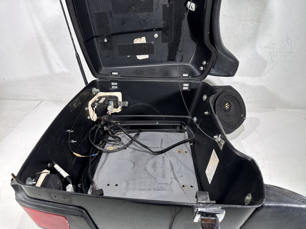 2012 Harley Electra Glide Touring Ultra OEM Pass Backrest Tour Pak Luggage NOKey