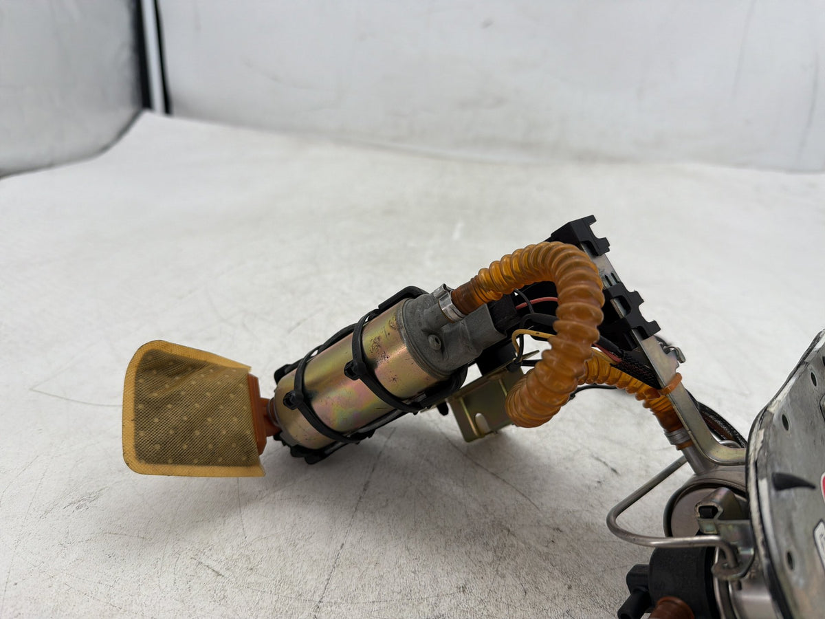 2004 Harley Heritage Softail Classic OEM Fuel Pump Gas Gasoline Petrol Sending