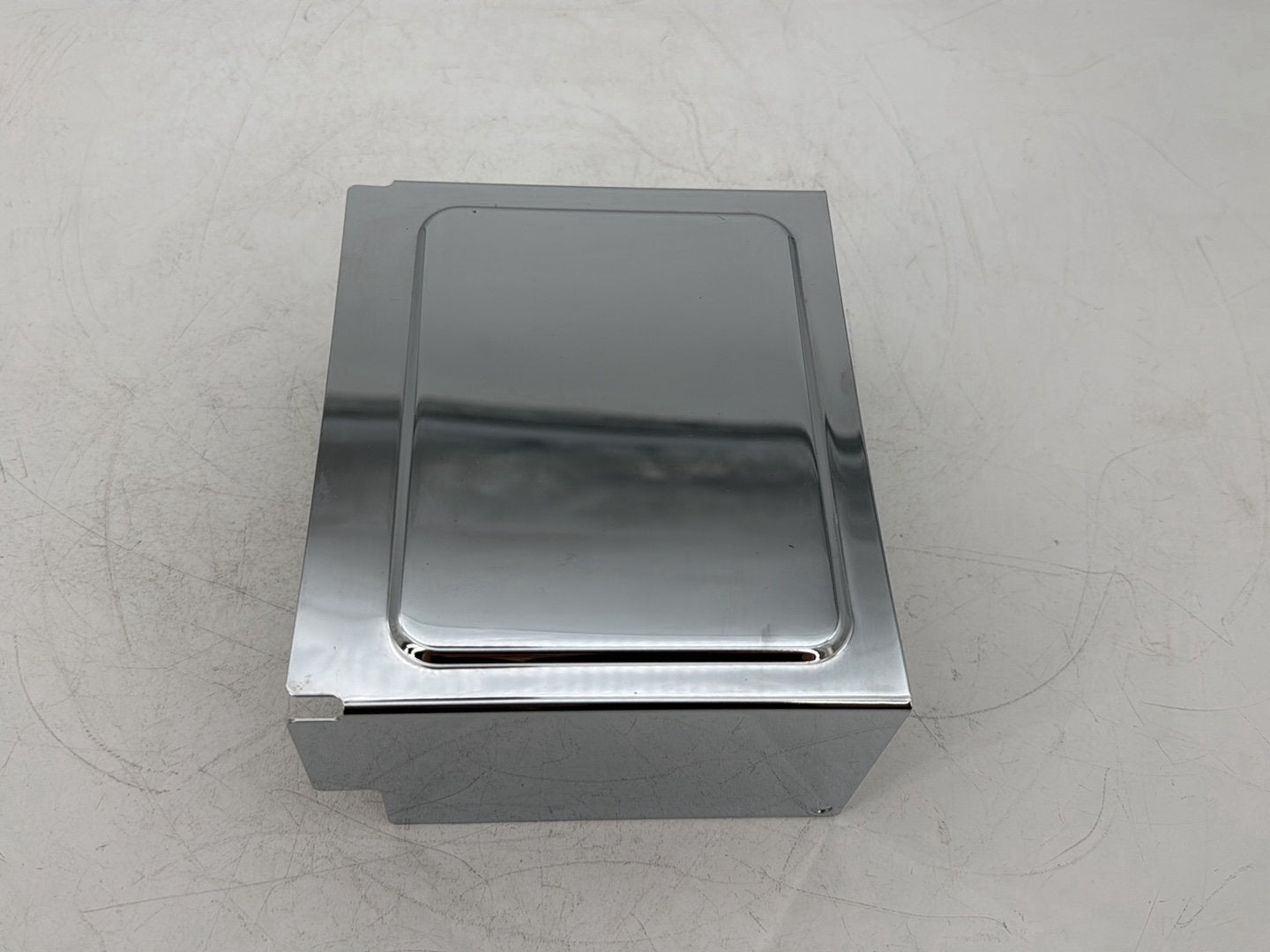 1999 - 2006 Harley-Davidson Dyna Super Glide Lower Battery Tray Stay Box Cover Panel 66375-97