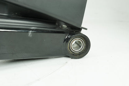 2007 - 2011 Harley-Davidson Dyna Fat Bob Rear Fork Swingarm Swing Arm 47820-06