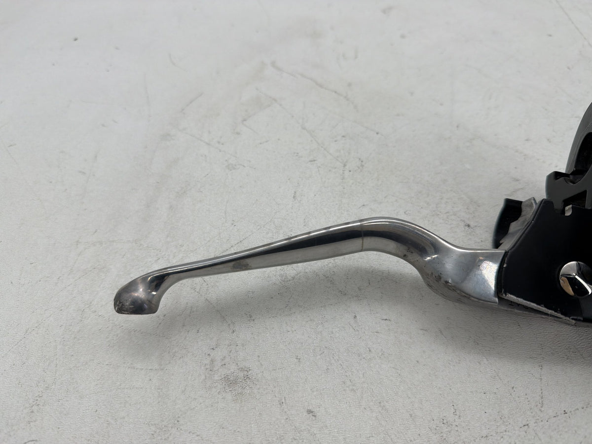 2005 Harley Dyna Wide Glide FXDWG OEM Front Right Brake Lever Master Cylinder