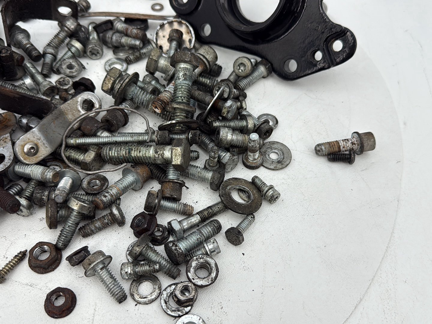 2007 - 2011 Harley-Davidson Touring Electra Glide Ultra Hardware Bolts Nuts & Brackets  	50588-09A