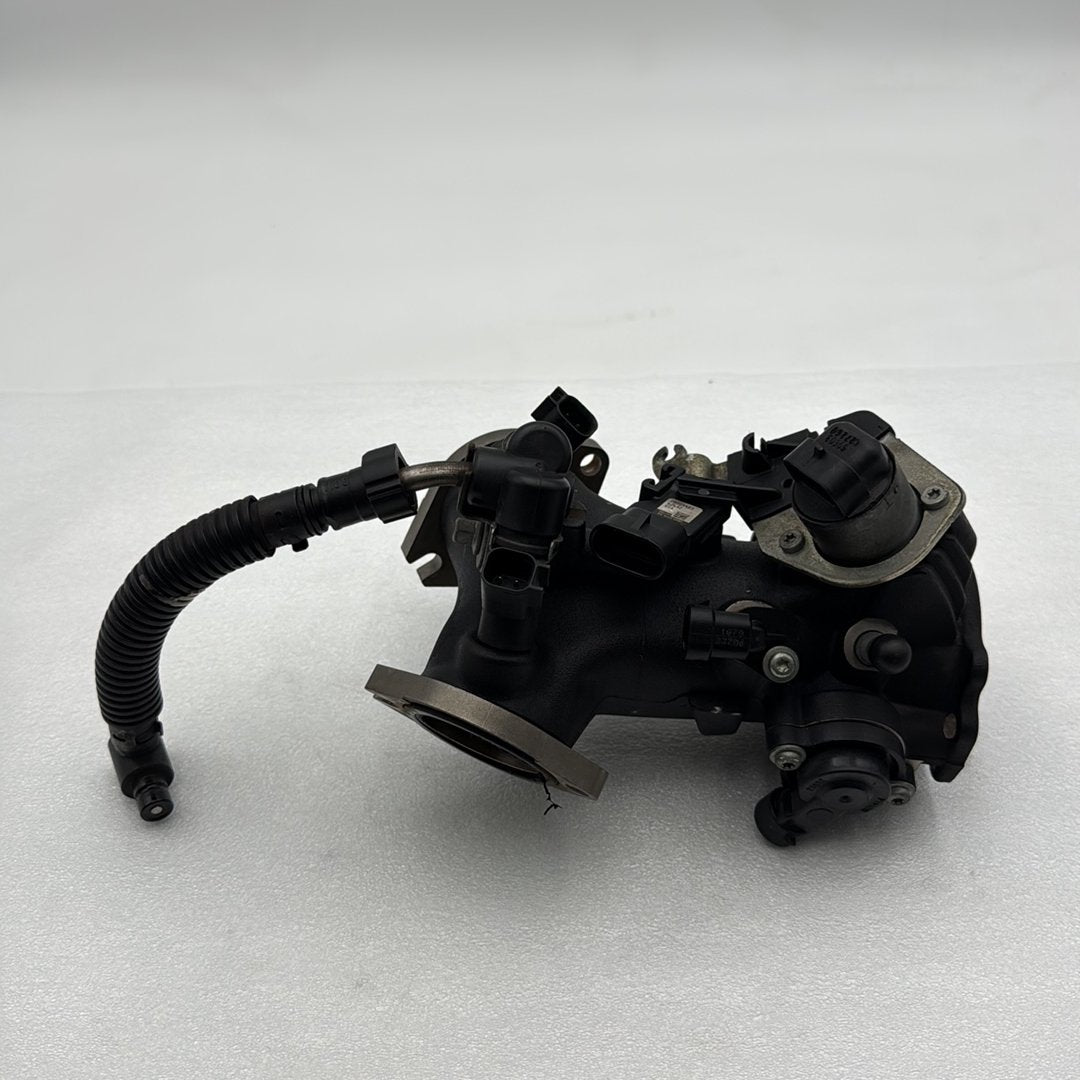 2007 - 2013 Harley-Davidson Touring Electra Glide Ultra Engine Intake Manifold Throttle Body 27708-06