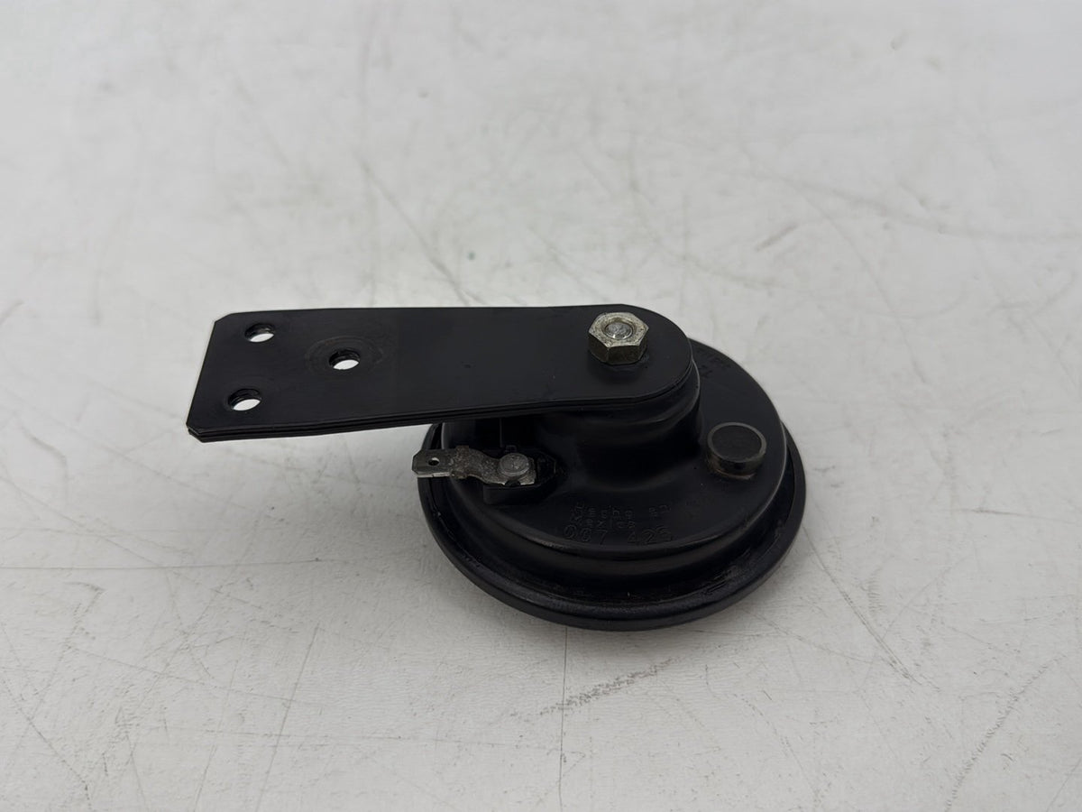2006 Harley Sportster XL883C 883 Custom OEM Signal Horn Klaxon Beep 69043-96A