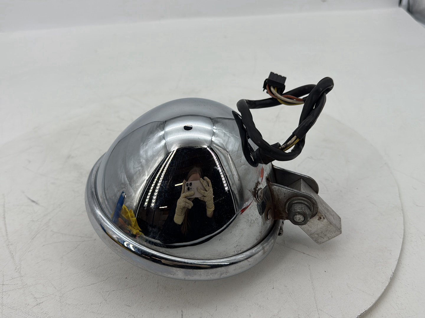2007 - 2012 Harley-Davidson Dyna Super Glide Headlight Headlamp Head Light Halogen  	69162-06A
