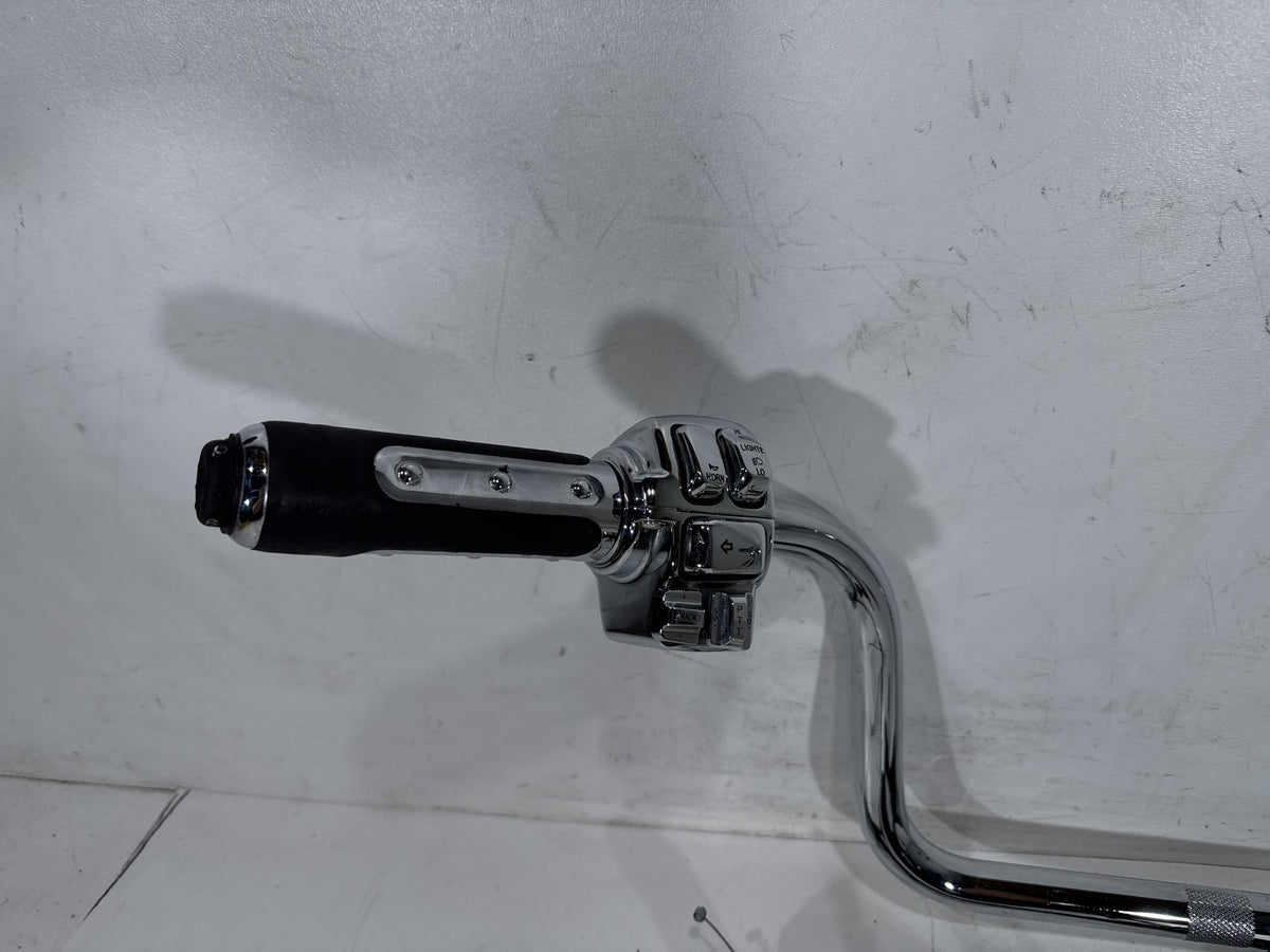 07 Harley Electra Touring CVO OEM Handlebars Left Right Switches Controls Chrome