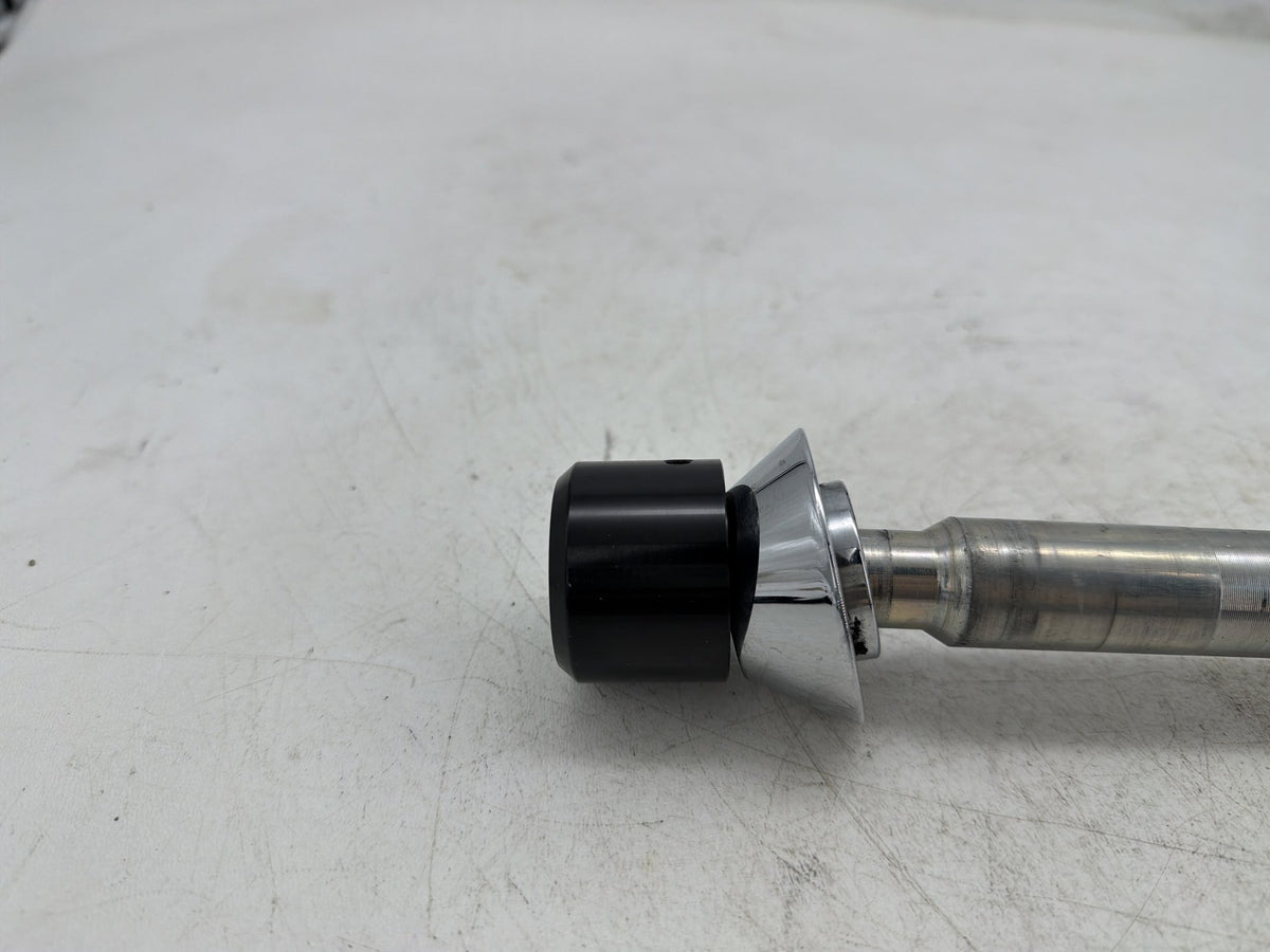 2010 Harley Street Glide Touring FLHX OEM Front Wheel Axle Bolt Shaft