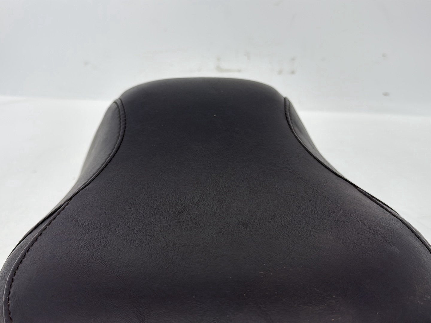 Harley-Davidson Misc  Rear Passenger Pillion Seat 52281-94