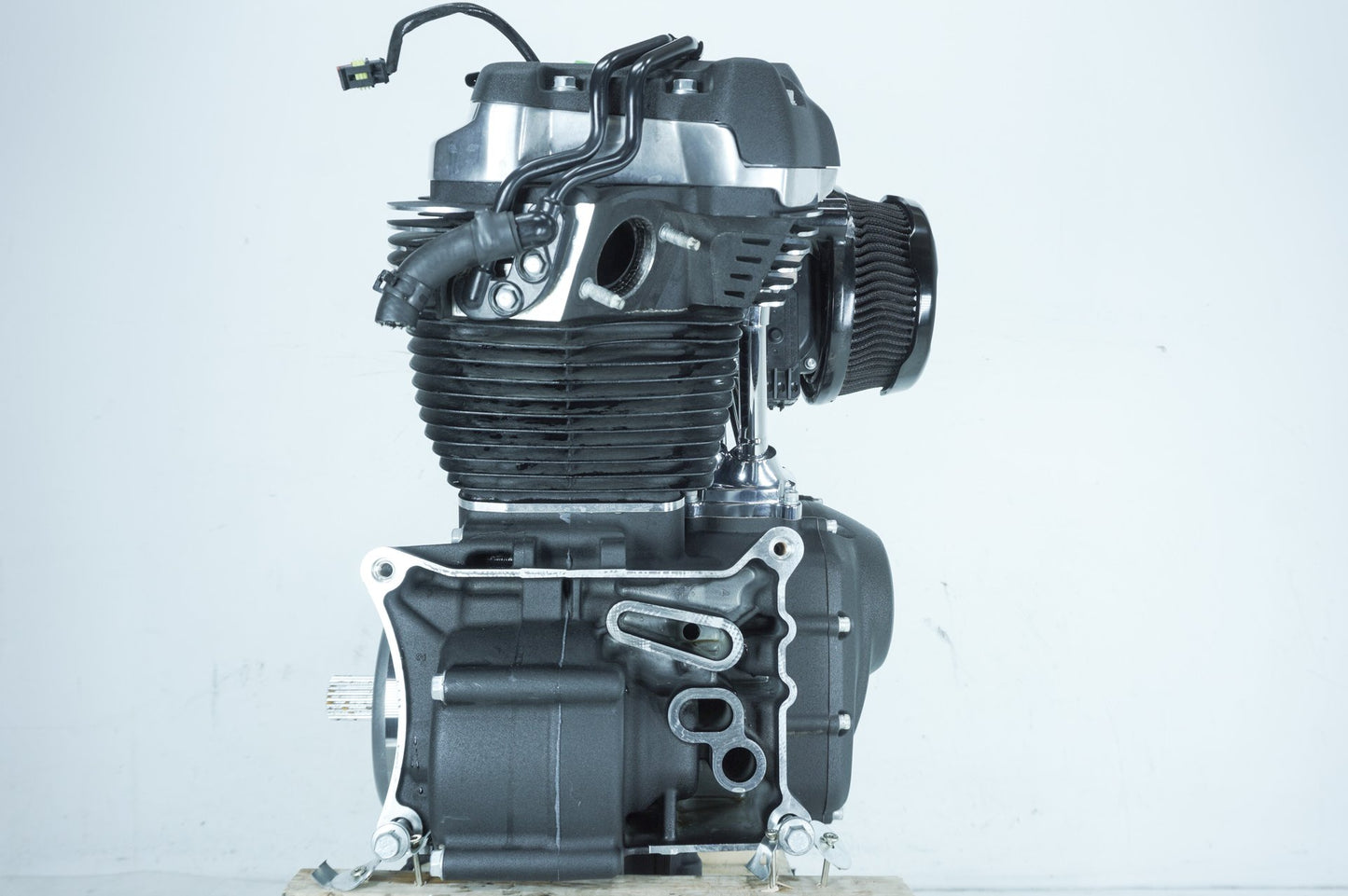 2018 - 2025 Harley-Davidson Softail Street Bob EFI Milwaukee M8 107 Engine Motor 16200386