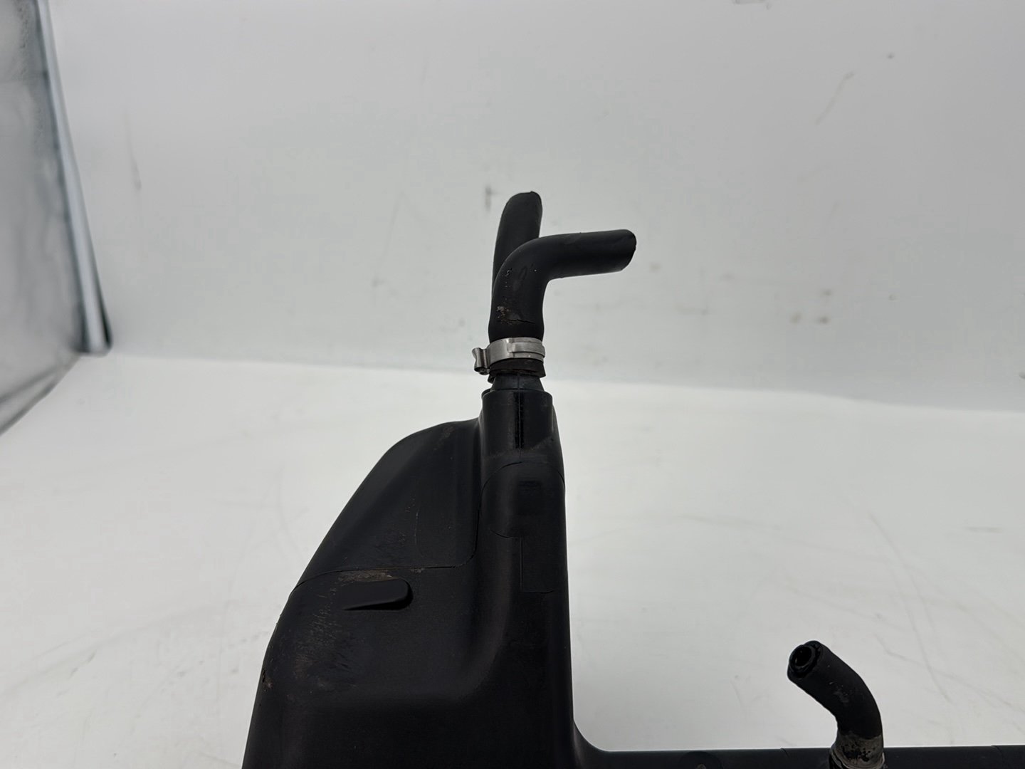 2004 - 2013 Harley-Davidson Sportster 1200 Custom Oil Tank Reservoir Bottle Canister & Dipstick 62888-04