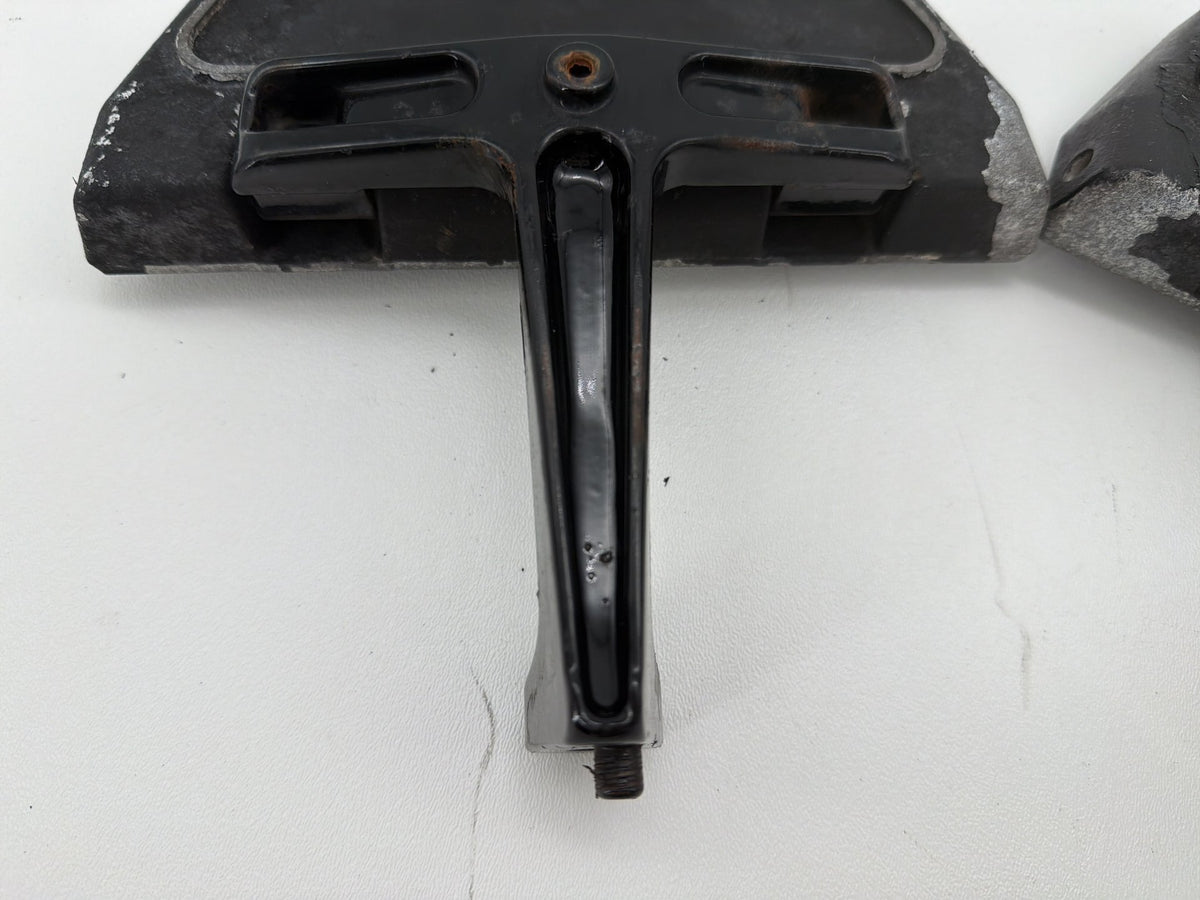 2006 Harley Electra Glide Touring Classic OEM Left & Right Passenger Floorboard Foot Rest