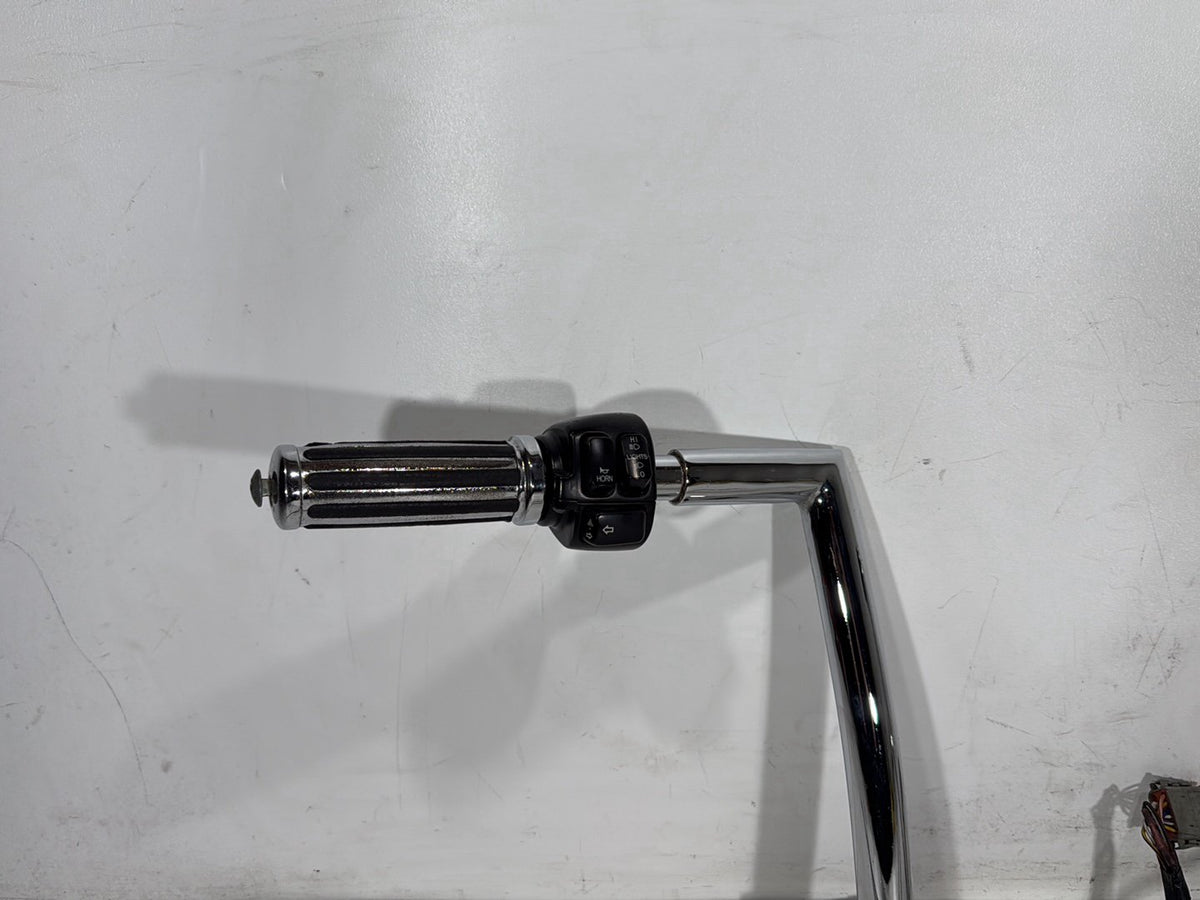 2005 Harley Road King Touring Police OEM Handlebars Left Right Switches Controls