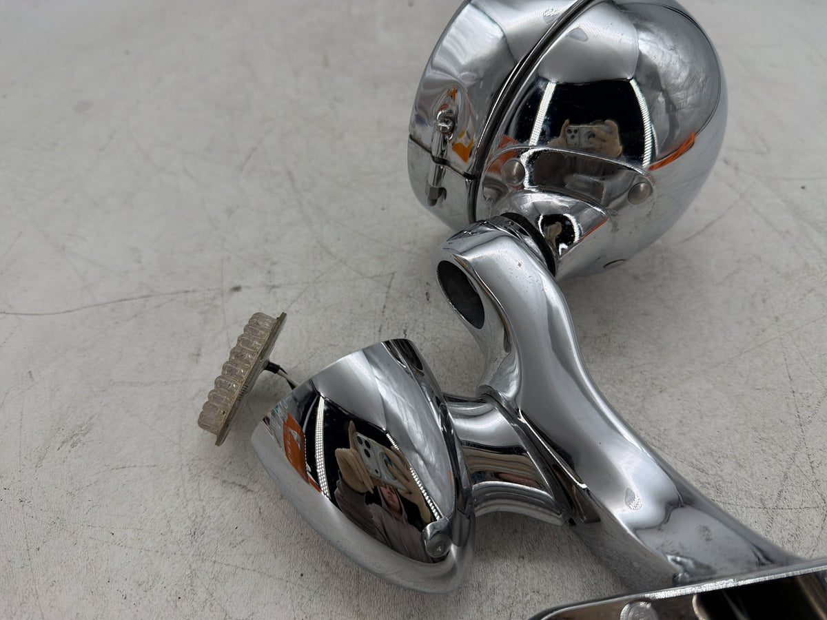 2015 Harley Electra Glide Touring Ultra OEM Front Right 1 Turn Signal Indicator