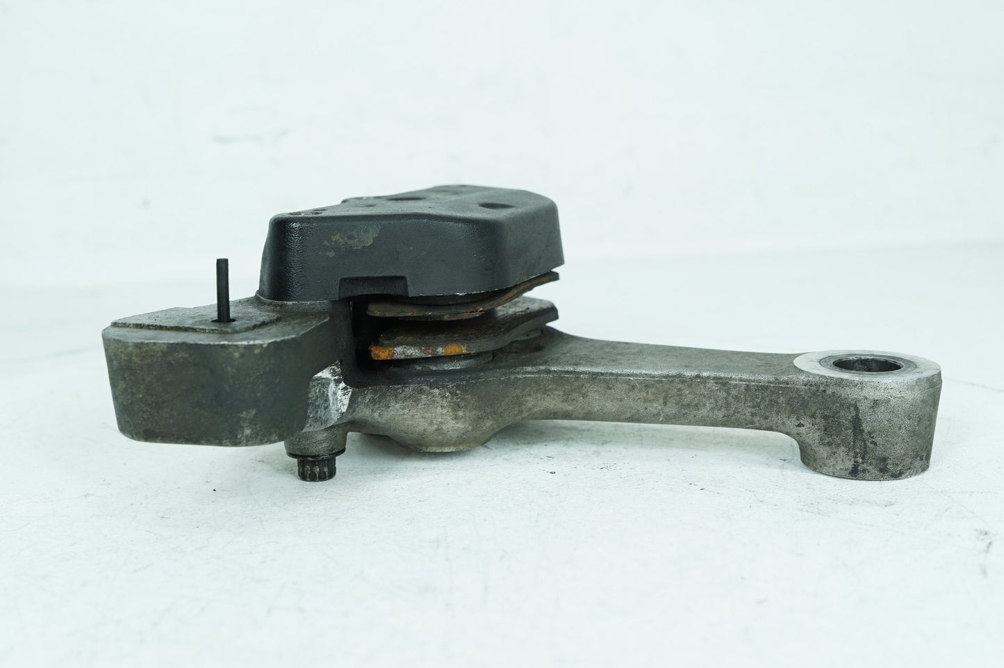 1999 - 2006 Harley-Davidson Touring Electra Ultra Classic Rear Back Brake Caliper 44016-00D