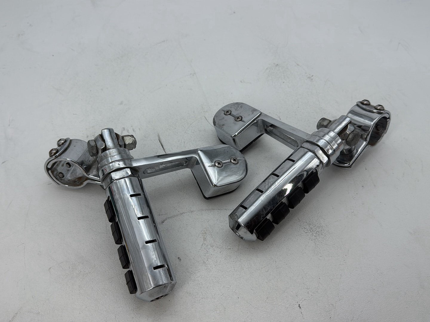 1998 Harley Road King Touring FLHRCI Classic OEM Front Right Left Highway Foot Pegs