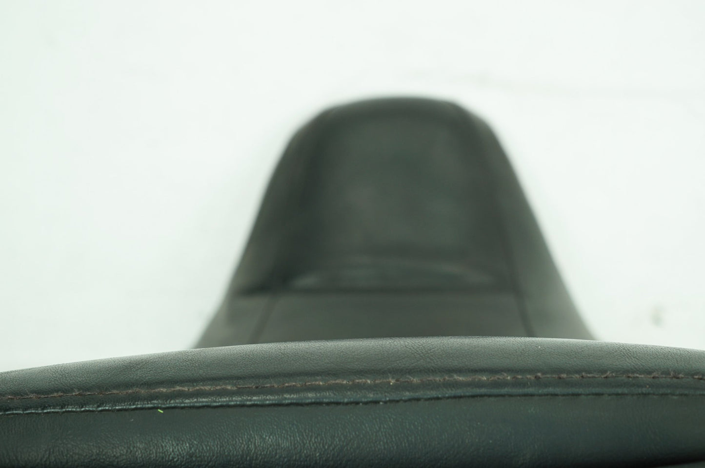 2007 - 2012 Harley-Davidson Touring Electra Glide Ultra Passenger Rider Driver Seat Saddle 52164-10