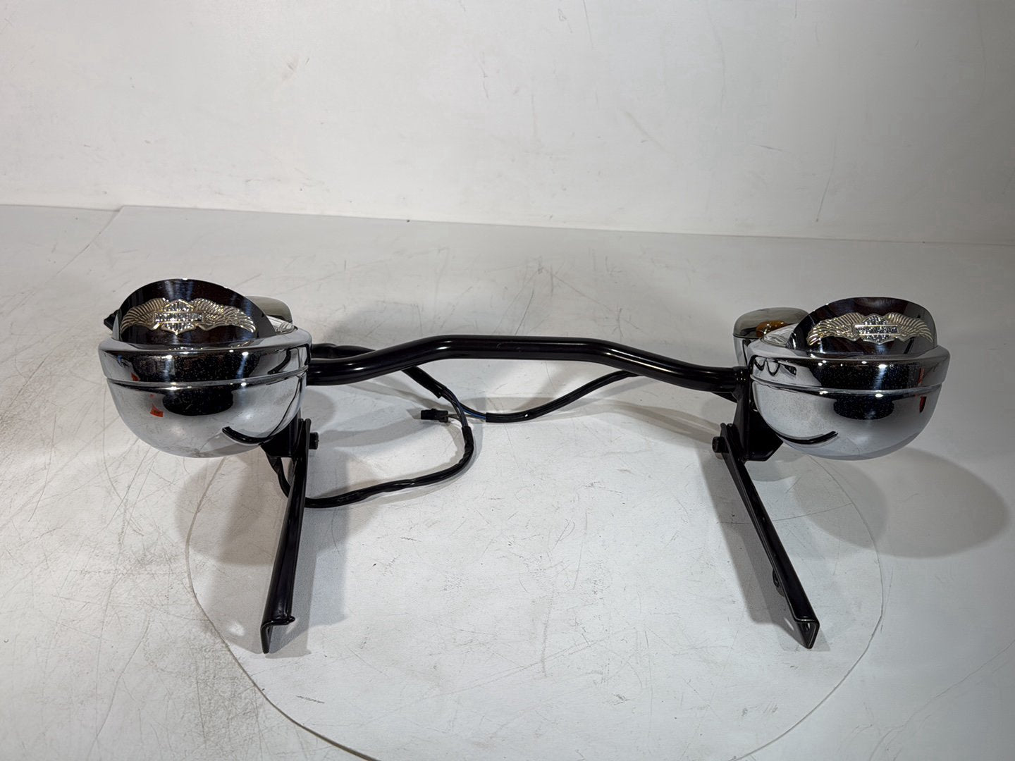 1986 - 1998 Harley-Davidson Softail Heritage Classic Front Turn Signal Indicators Aux Light Bar 57852-02A