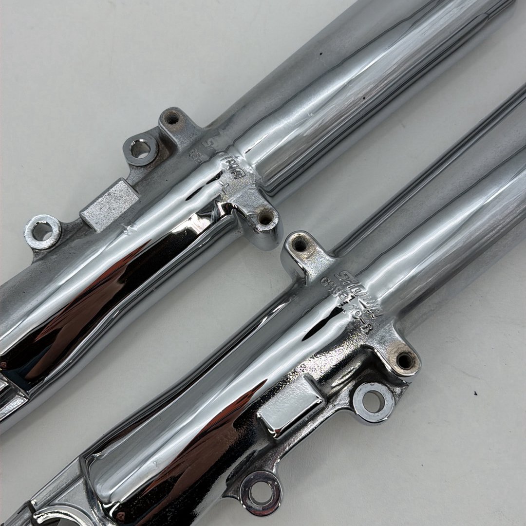 1999 - 2006 Harley-Davidson Touring Road King Front Left & Right Fork Legs Sliders  	46495-00