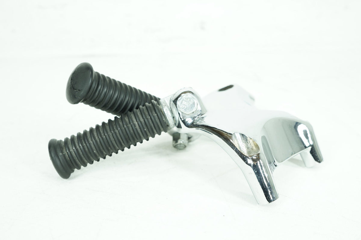 2007 Harley-Davidson Sportster XL883 Foot Pegs Left & Right 49314-04