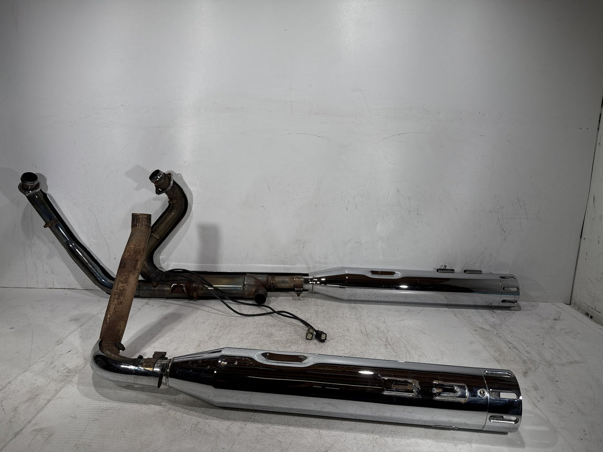 2013 Harley Electra Glide Touring FLHTCU Exhaust Header Pipes Muffler SHARK Road