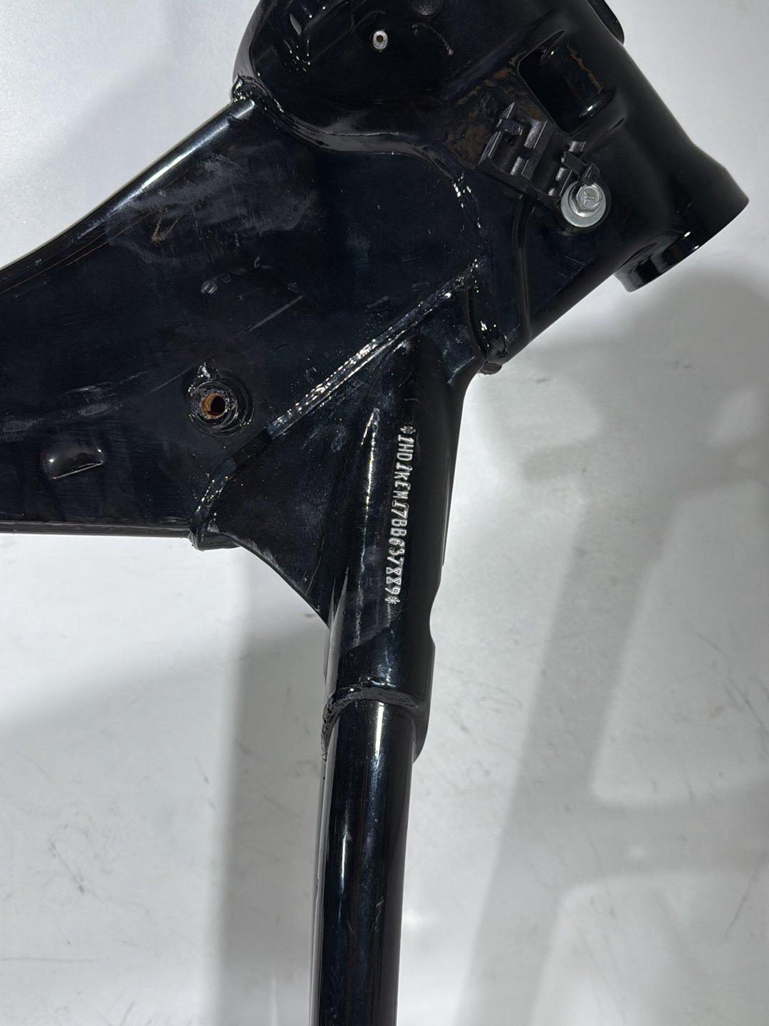 2011 Harley Electra Glide Touring Ultra OEM Body Main Frame Chassis C