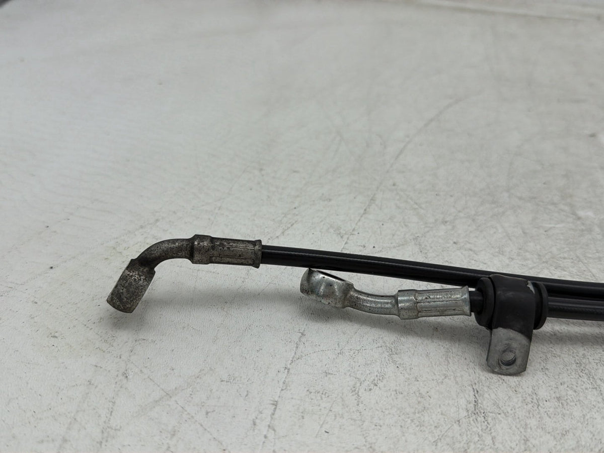 2009 Harley Dyna Street Bob FXDB OEM Front Brake Hose Line Pipe