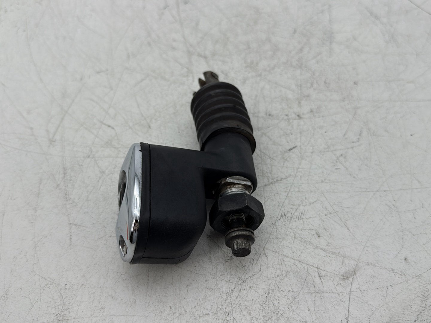 2006 Harley Electra Glide Touring Classic FLHTCI OEM Rear Brake Master Cylinder Reservoir