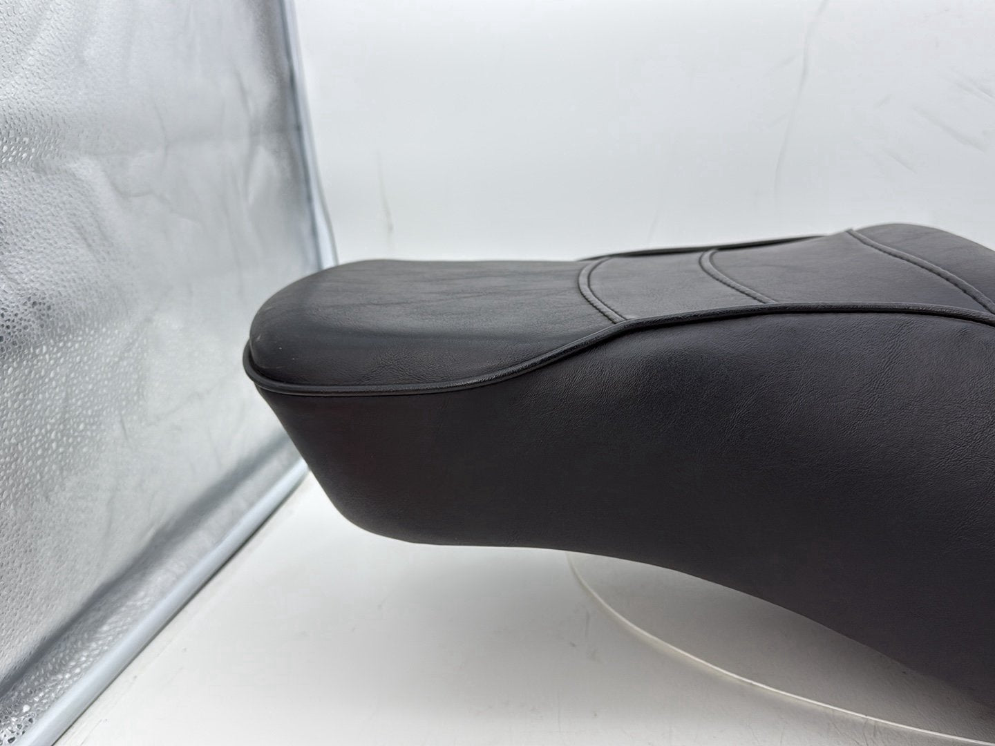2002 Harley Dyna FXD Super Glide OEM Passenger Rider Driver Seat Saddle