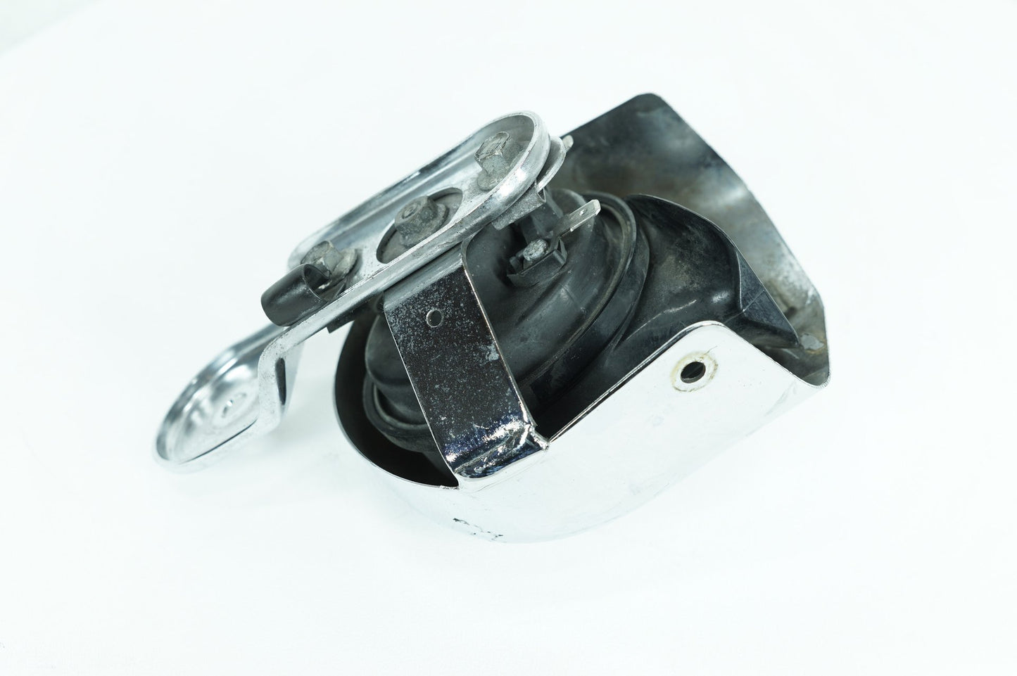 1991 - 2003 Harley-Davidson Sportster Custom Horn Signal Klaxon Chrome Cover 69012-93A