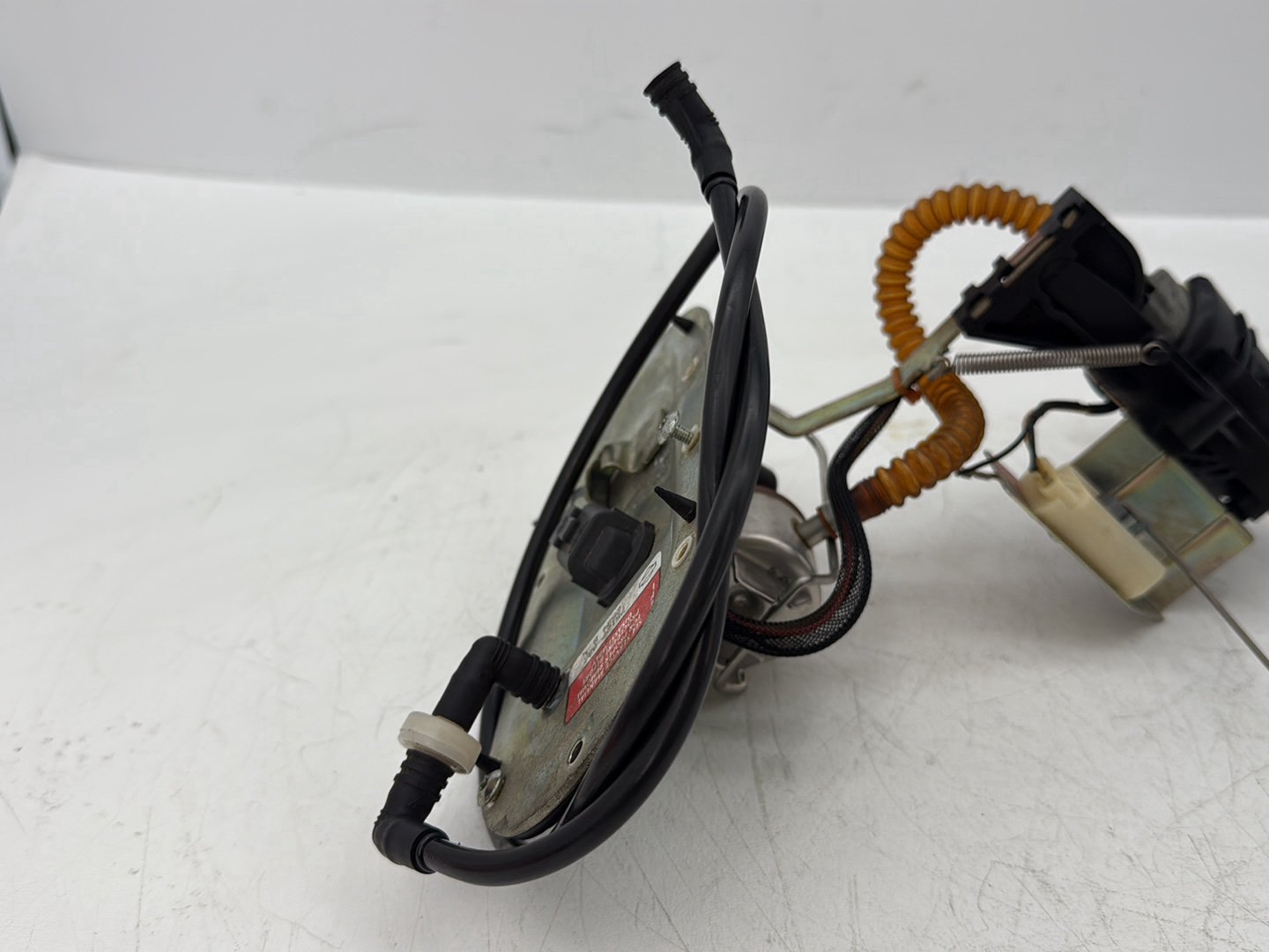 2005 Harley Touring FLHRCI Road King Classic OEM Gas Gasoline Fuel Petrol Pump Sending