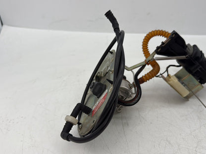 2005 Harley Touring FLHRCI Road King Classic OEM Gas Gasoline Fuel Petrol Pump Sending