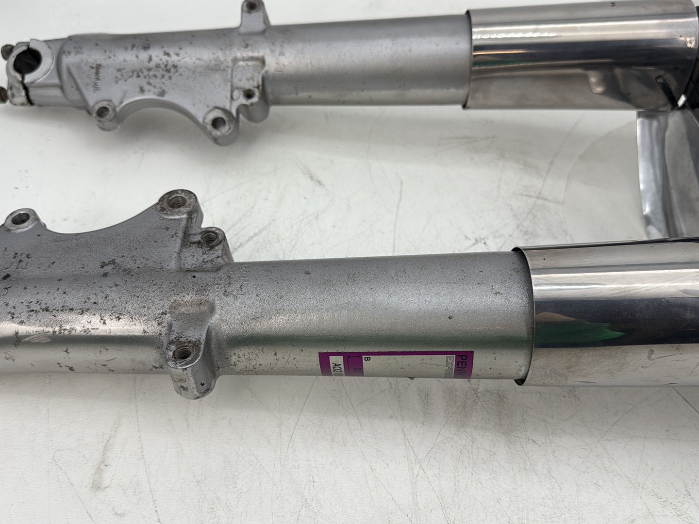 1995 Harley Touring FLHTCI Electra Glide Classic OEM Front Triple Tree Set & LH RH Fork Legs Sliders