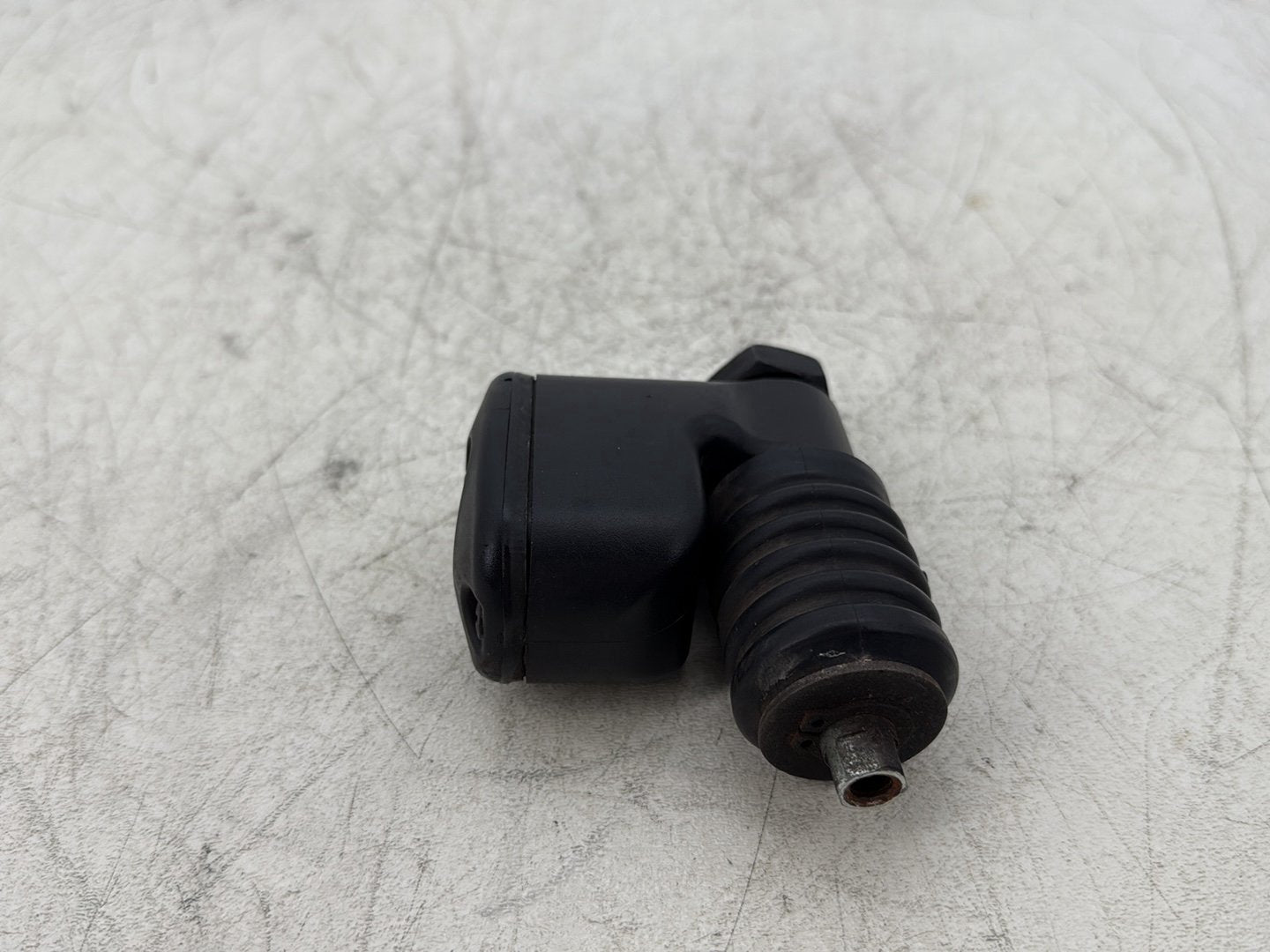 2012 Harley Dyna Super Glide Custom FXDCI OEM Rear Brake Master Cylinder Reservoir