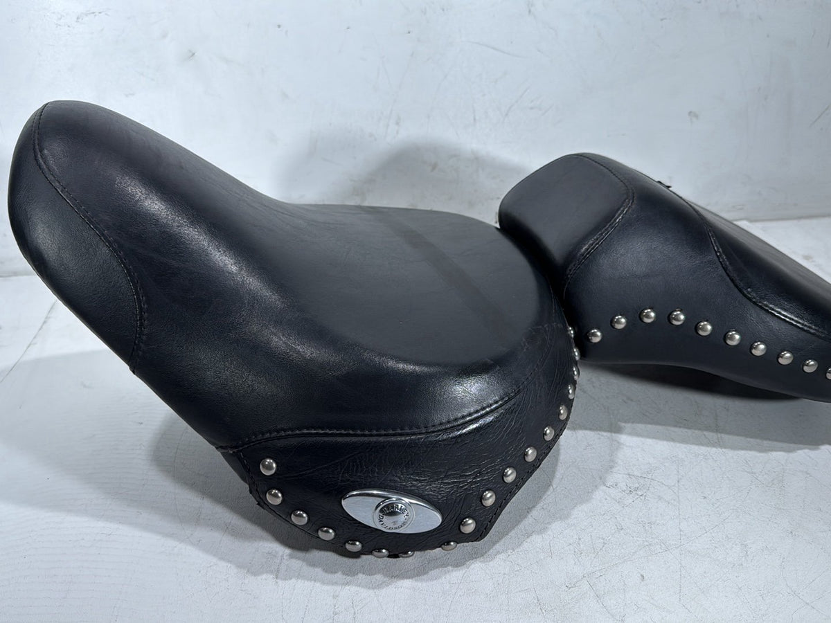 04 Harley Heritage Softail Classic FLSTCI OEM Passenger Rider Driver Seat Saddle
